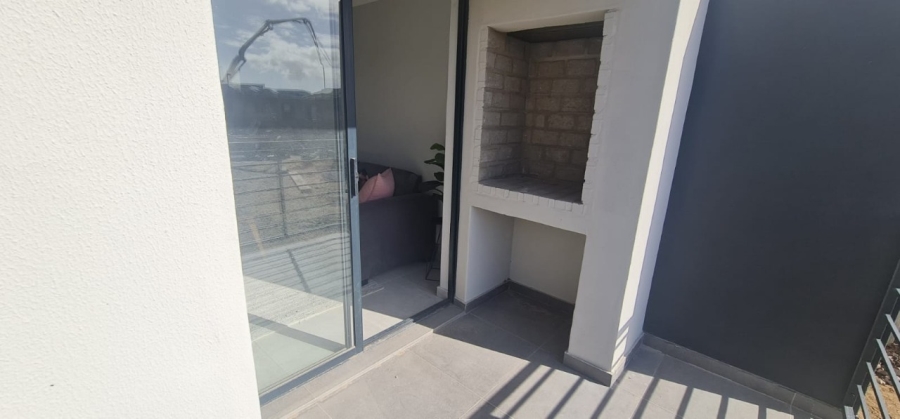 2 Bedroom Property for Sale in Parklands East Western Cape